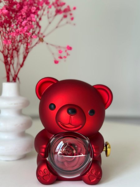 علبة خاتم مع وردة شكل دب